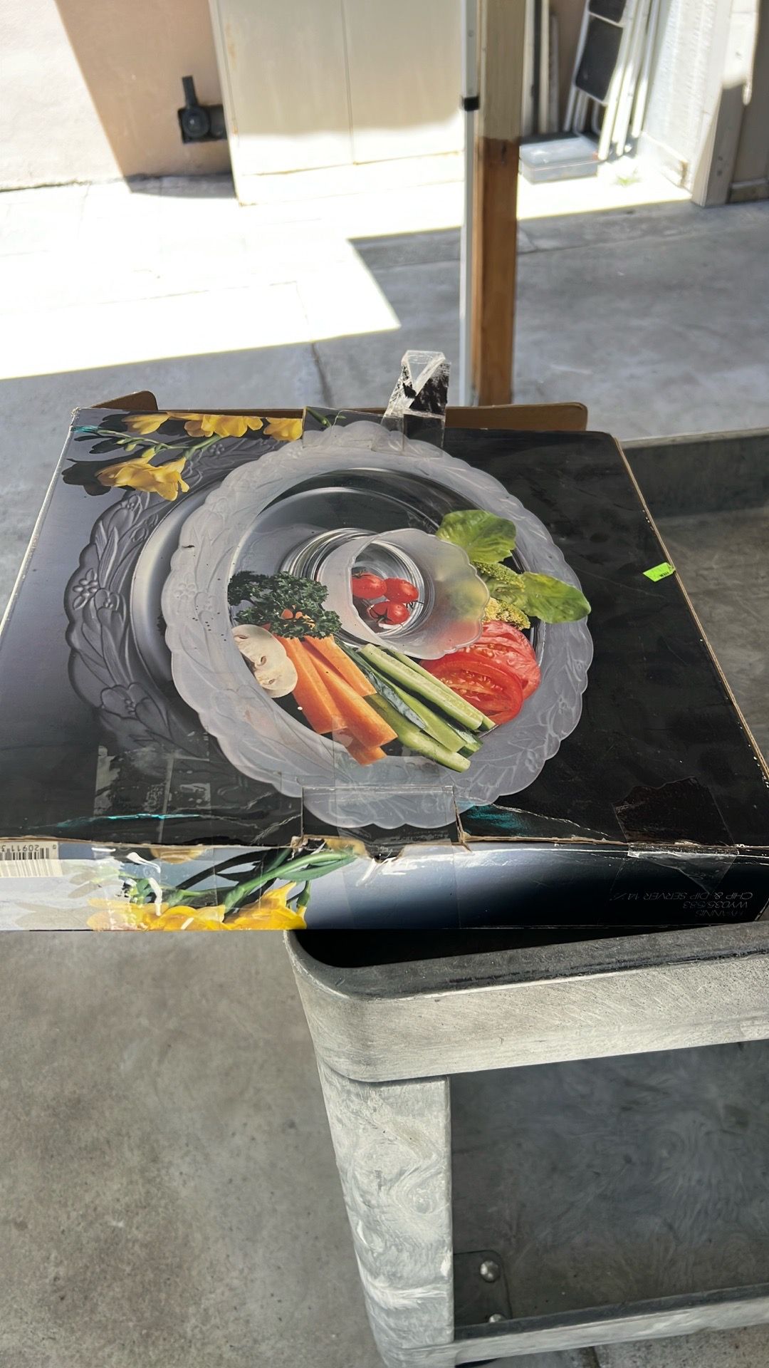 Salad dish