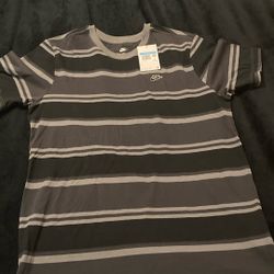 Nike Men’s Shirt 