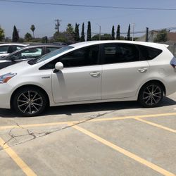 2012 Toyota Prius V