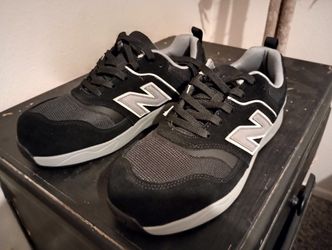 New Balance Size 10 Black And Gray Shoes