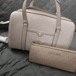 MK Purse 