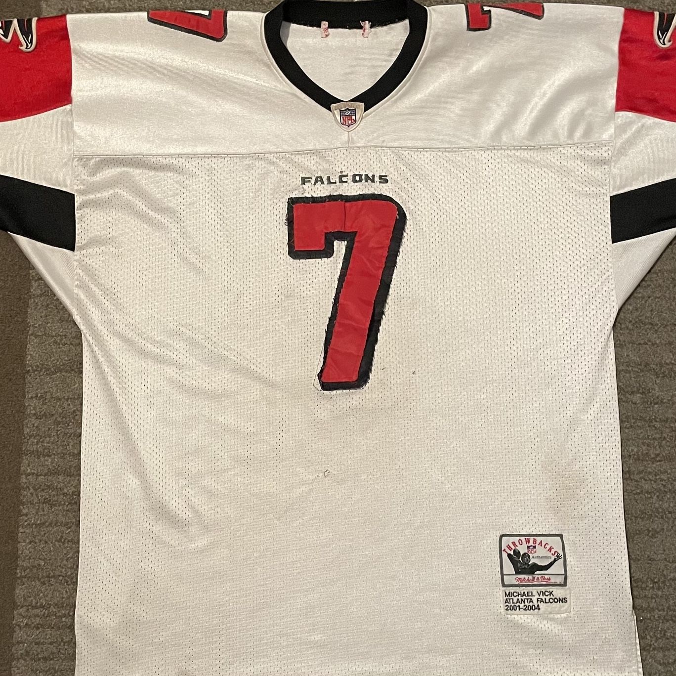 Atlanta Falcons Mike Vick Throwback Jersey for Sale in Alta Loma, CA -  OfferUp