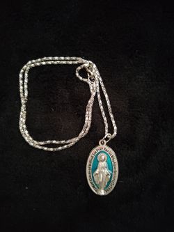 Virgen Mary Medal Necklace with Silver Chain