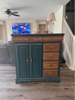 Dresser armoire