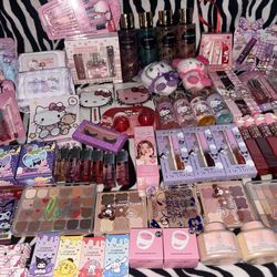 Hello kitty Sanrio bundle