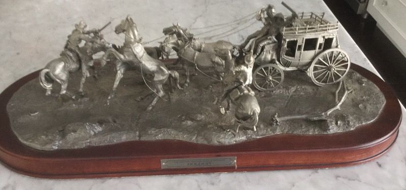 Franklin Mint "Hold Up!" Stagecoach Limited Edition Fine Pewter Wester Sculpture