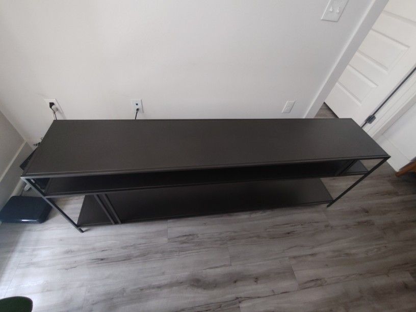 Media 72"