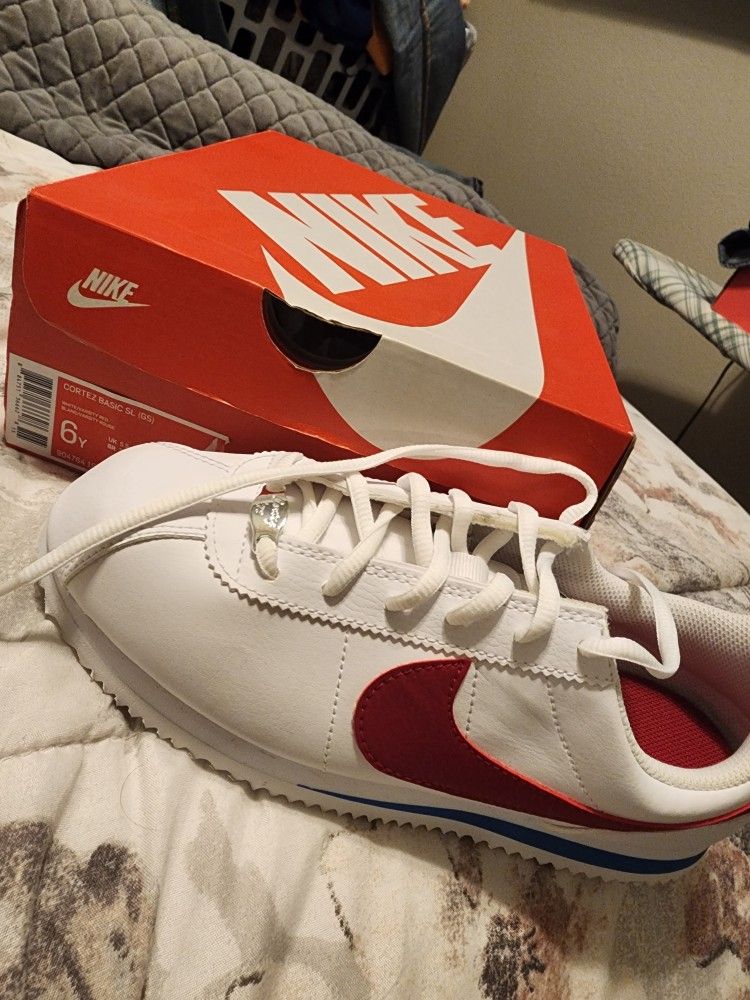 Nike Cortez