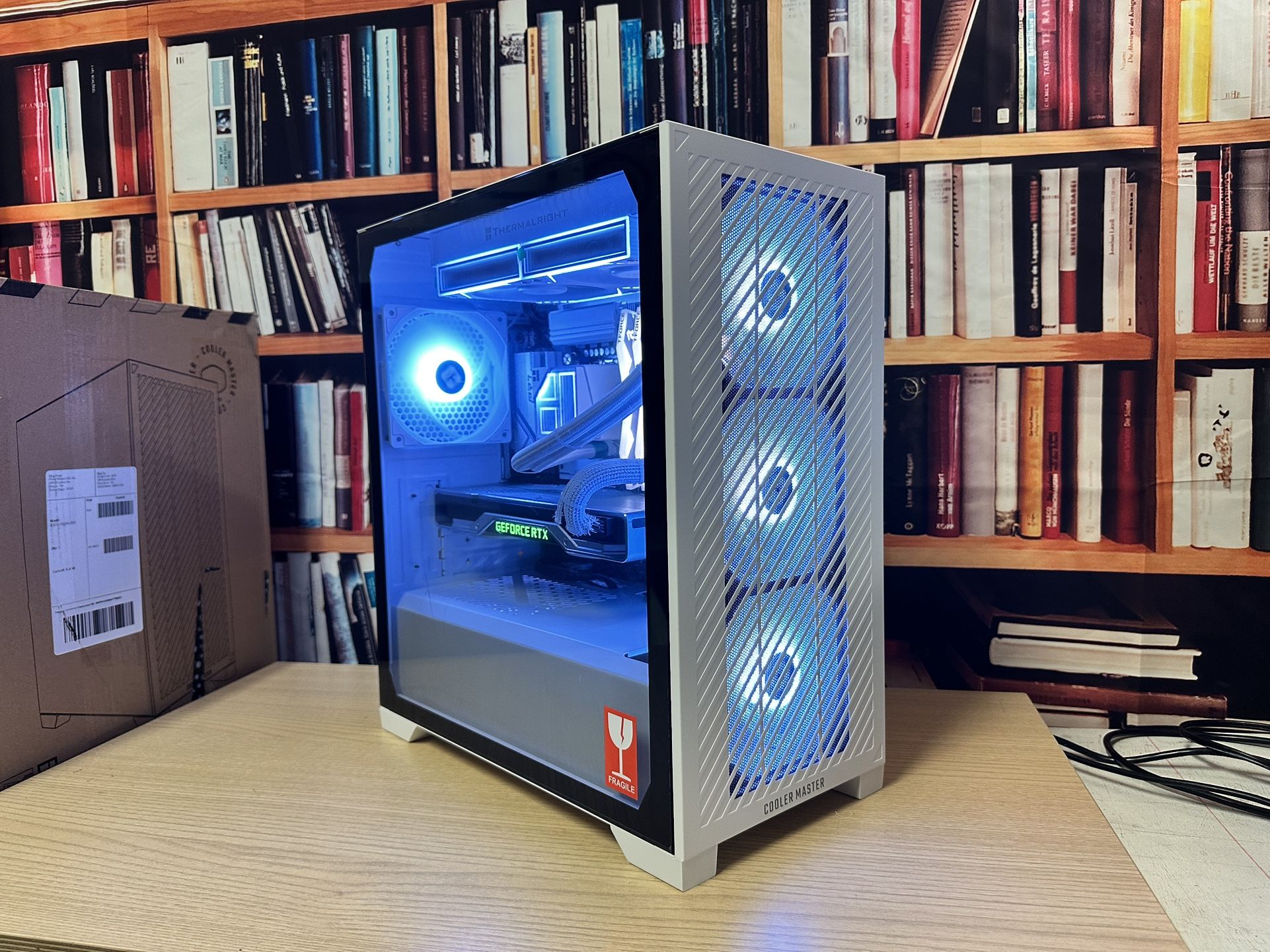 White Custom Gaming PC Intel Core I7-12700KF NVIDIA RTX 2080Ti 2TB SSD 32GB DDR5 Liquid cooled 