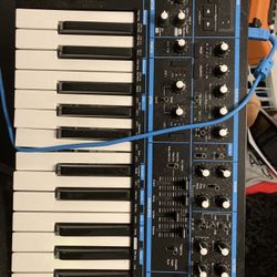 Novation Bass Station II Analog Synthesizer 