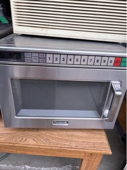 Commercial Microwave