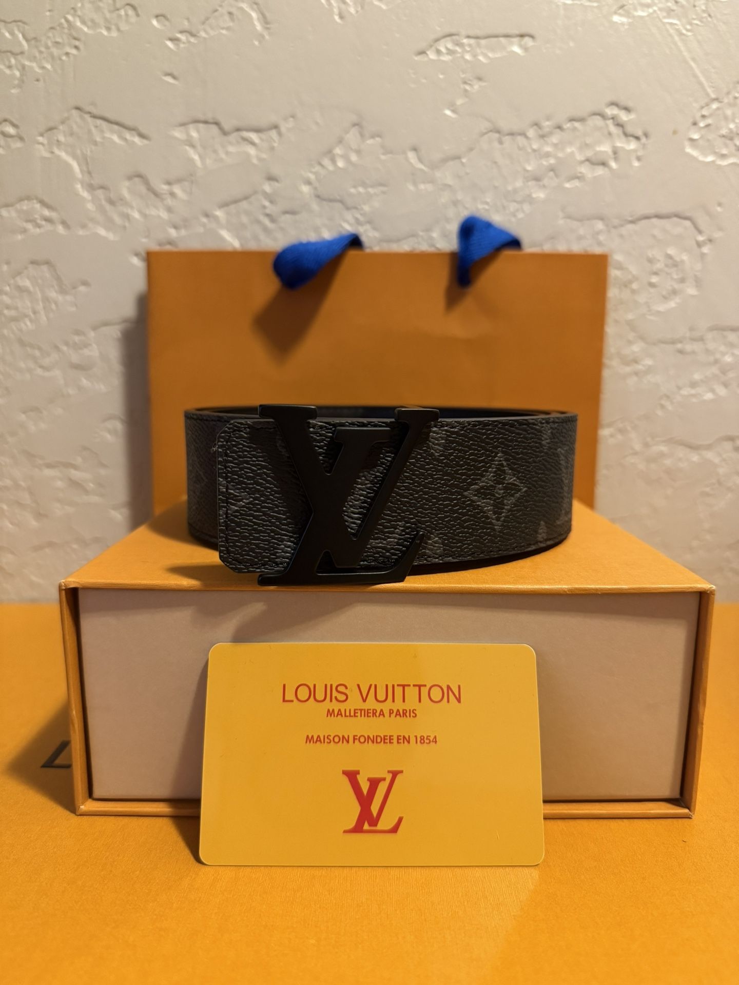 LV Initiales Matte Black Belt