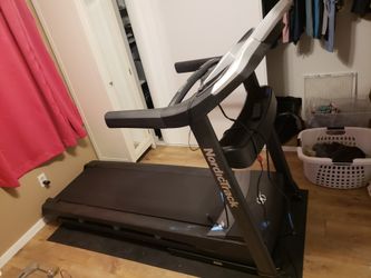 Nordic Track C870 Pro Treadmill for Sale in Riverside CA OfferUp