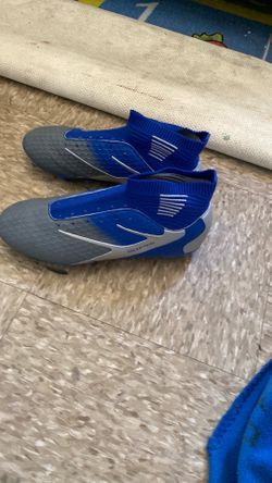 Soccer shose