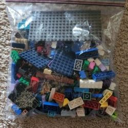 Legos and technic 1lb