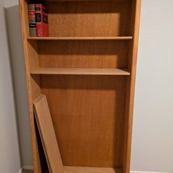 Solid Oak Bookcase With 5 Adjustable Shelves