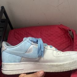 Nike Air Force 1