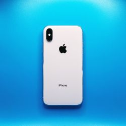 iPhone X Silver Unlocked 64GB