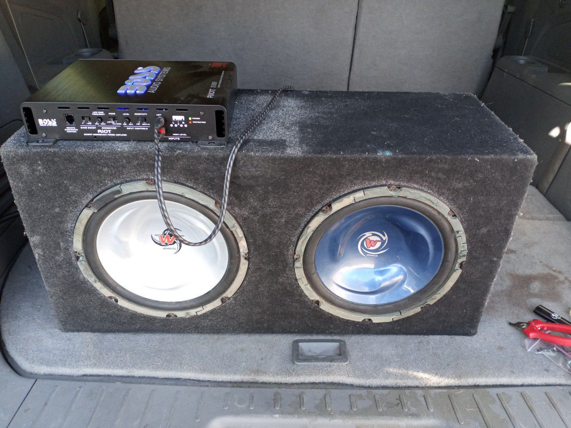 2subs,1amp with box