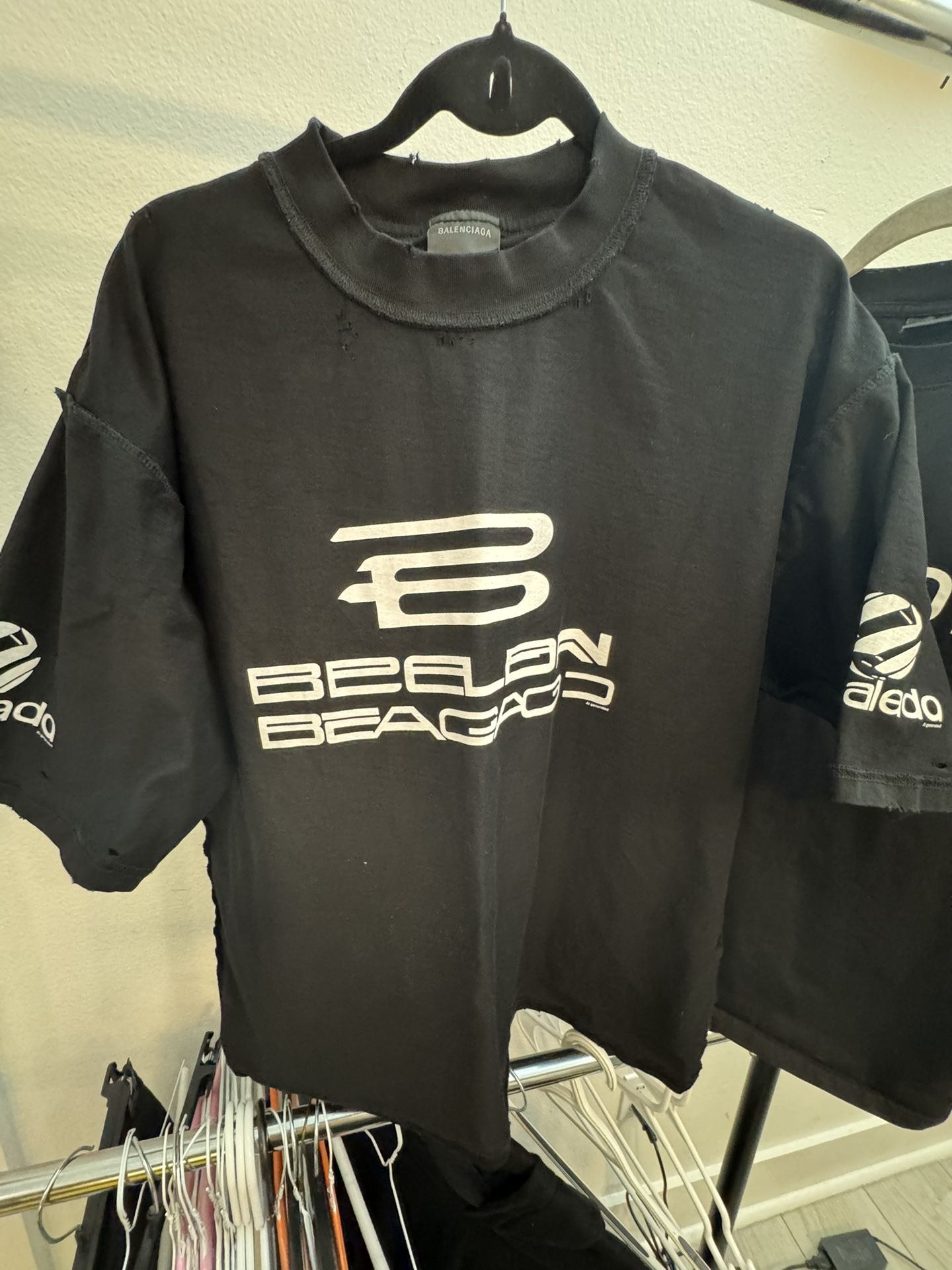 Men T-shirt balenciaga