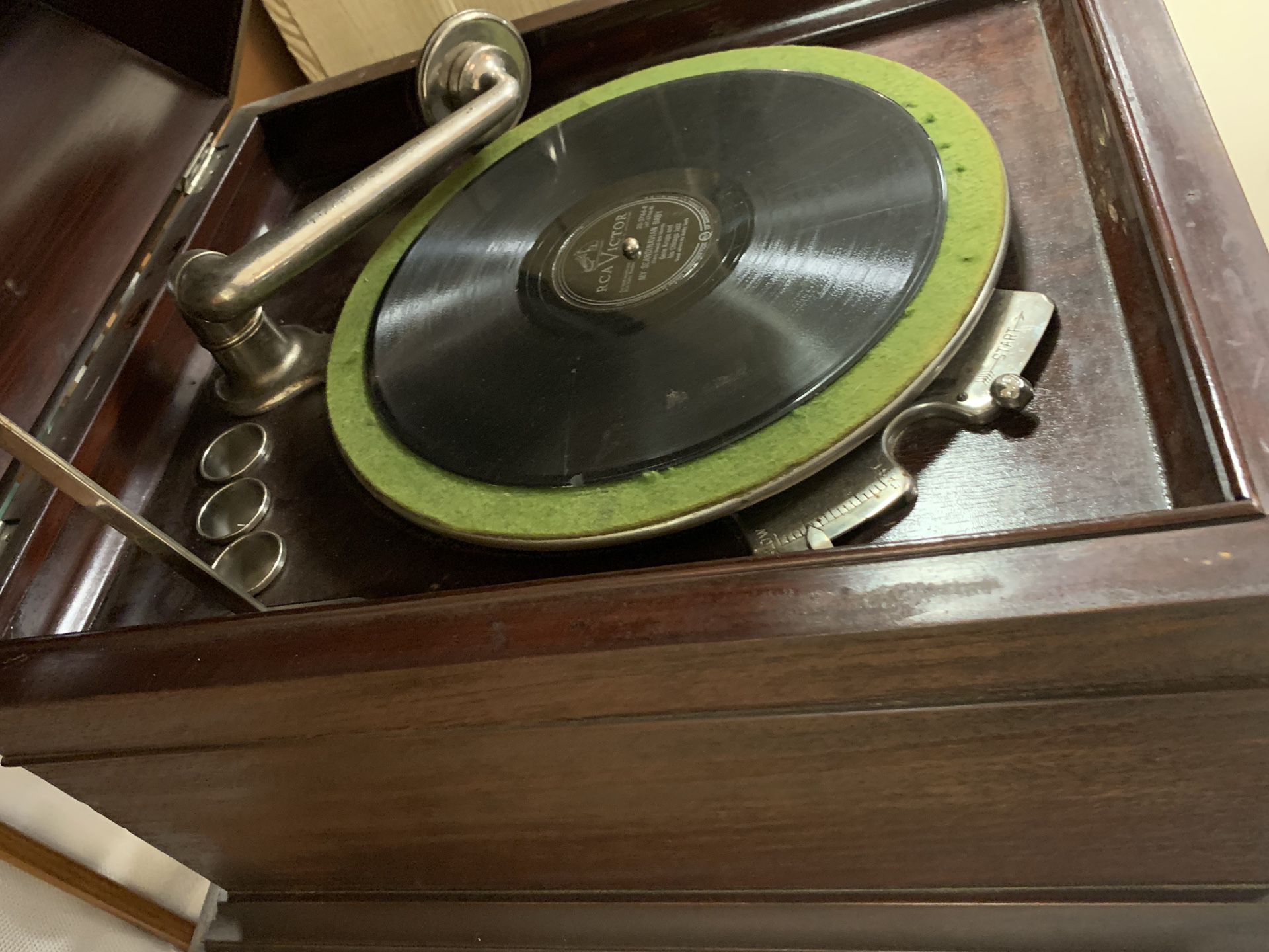 Columbia grafanola vintage record player
