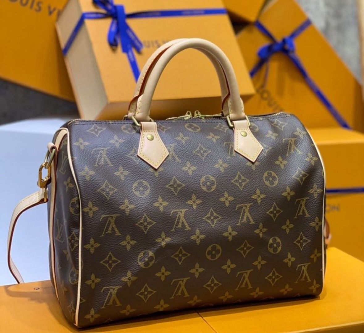 Louis Vuitton Speedy Bandouliere 30 Bag