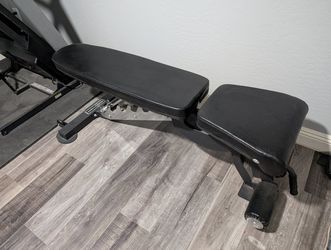 Weight bench