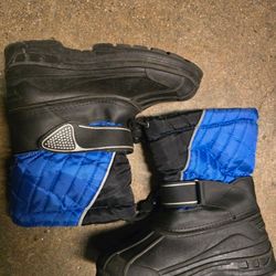 Snow Boots, size 1