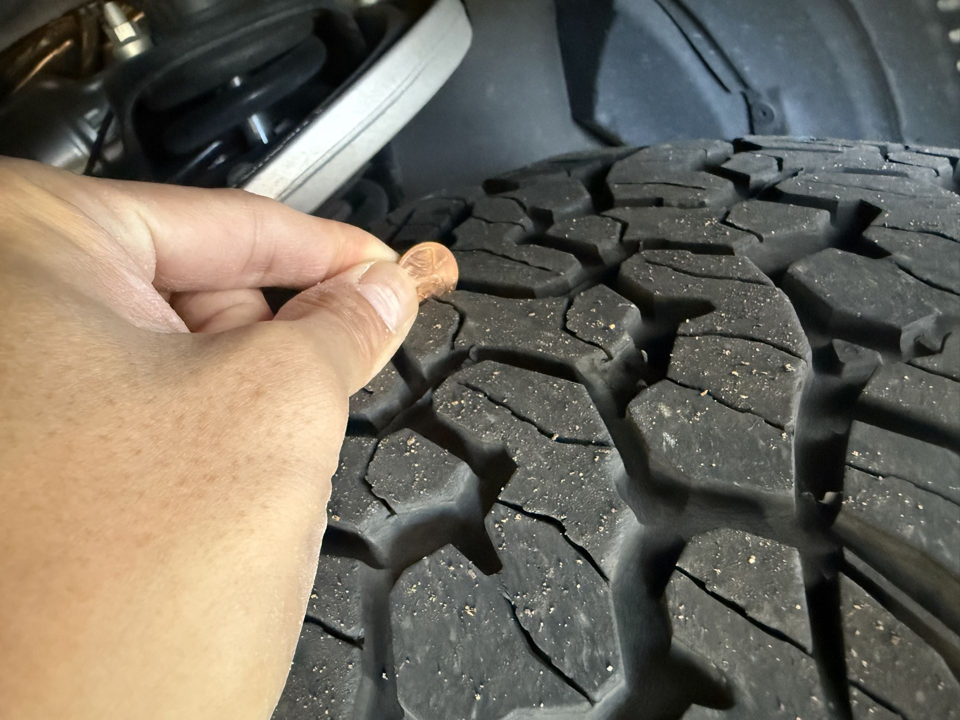 For Sale: Set of 4 × BFGoodrich KO2 285/70R17 Load C – Used – 6/32″ Tread Remaining