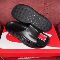Nike Rejuven8 Slide Triple Black