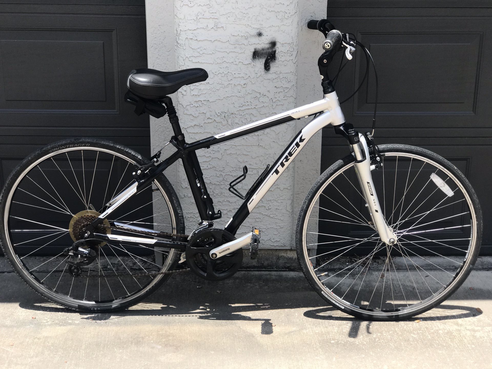 Trek road bike, silver & black 1 owner bike