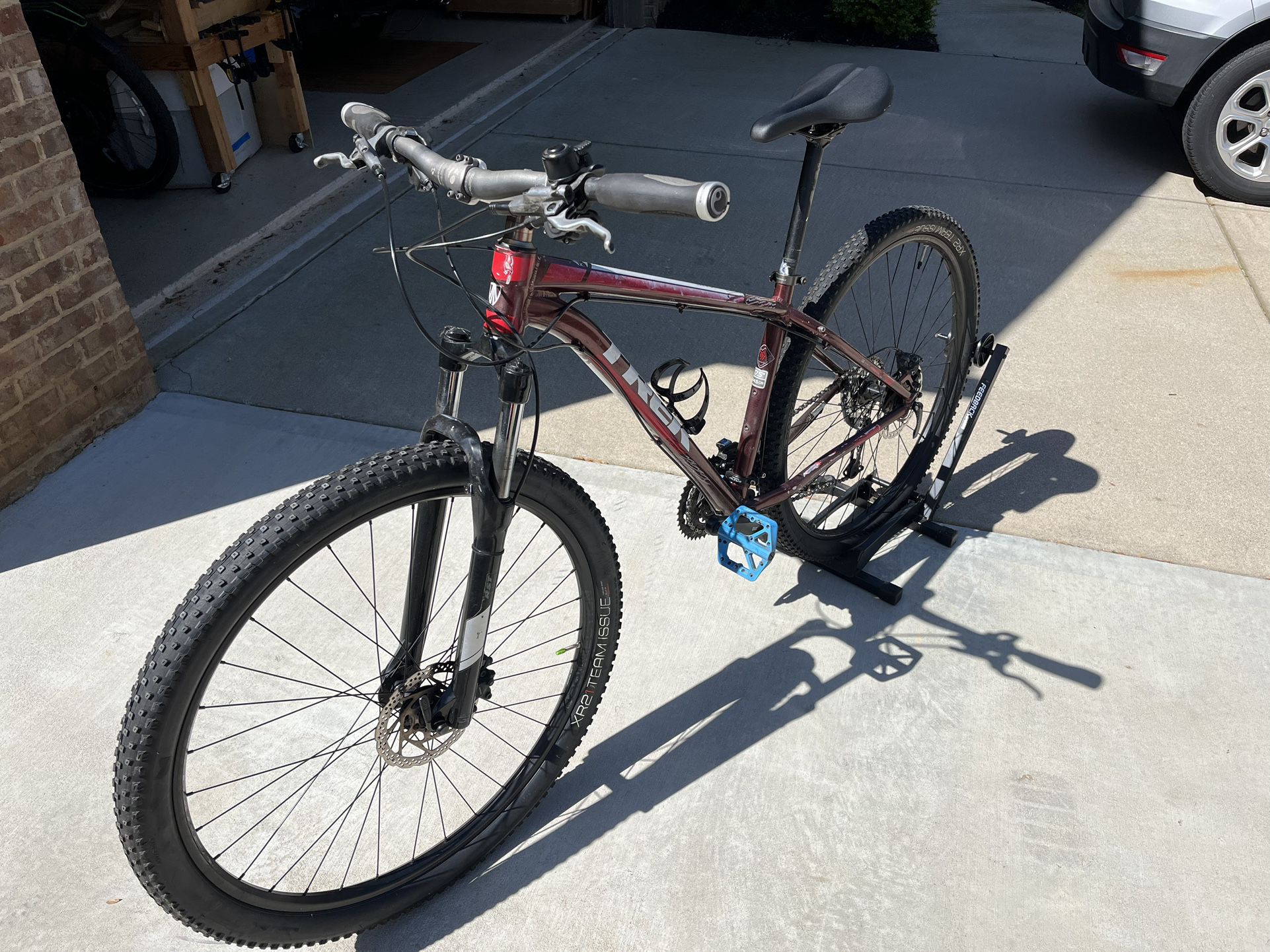 Trek Excalibur 29” Mountain Bike 