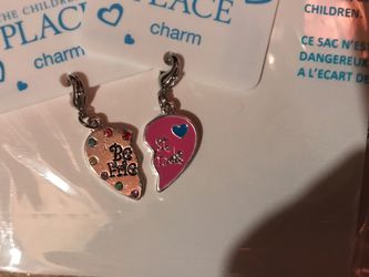 Super cute BEST FRIENDS charms / necklace