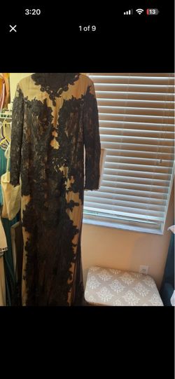 Long evening dress with train