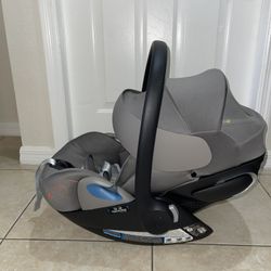 Cybex Infant Car Seat With Base And Sensor 