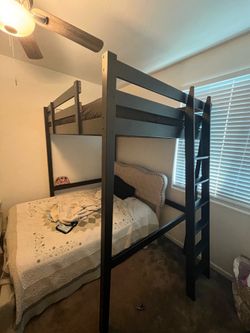 Full size loft bed