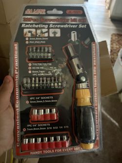 Bendable Screw Driver With Bits