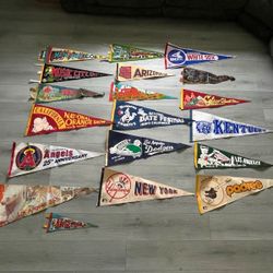 TRUE VINTAGE 1950s–1980s FELT PENNANT FLAG LOT (19 TOTAL) DODGERS YANKEES PADRES ANGELS AMERICANA
