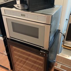 THERMADOR MICROWAVE DRAWER 24" 