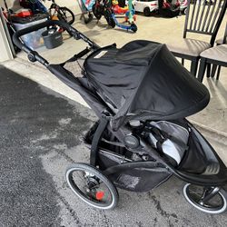 Foldable Stroller**Barely Used**