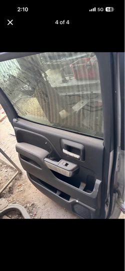 2016 Chevy Silverado Door Panel
