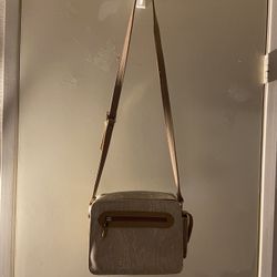 Cream Colored Shoulder Bag With Matching Wallet!