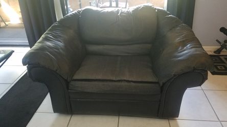 Big papa san chair