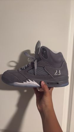 Wolf Grey 5 Size 9.5