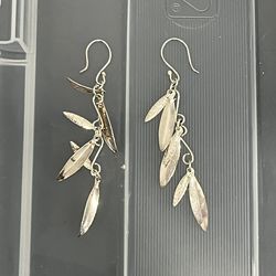 Vintage Silver Tone Cascading Leaf Dangle Earrings Botanical Branch Tiered Drop