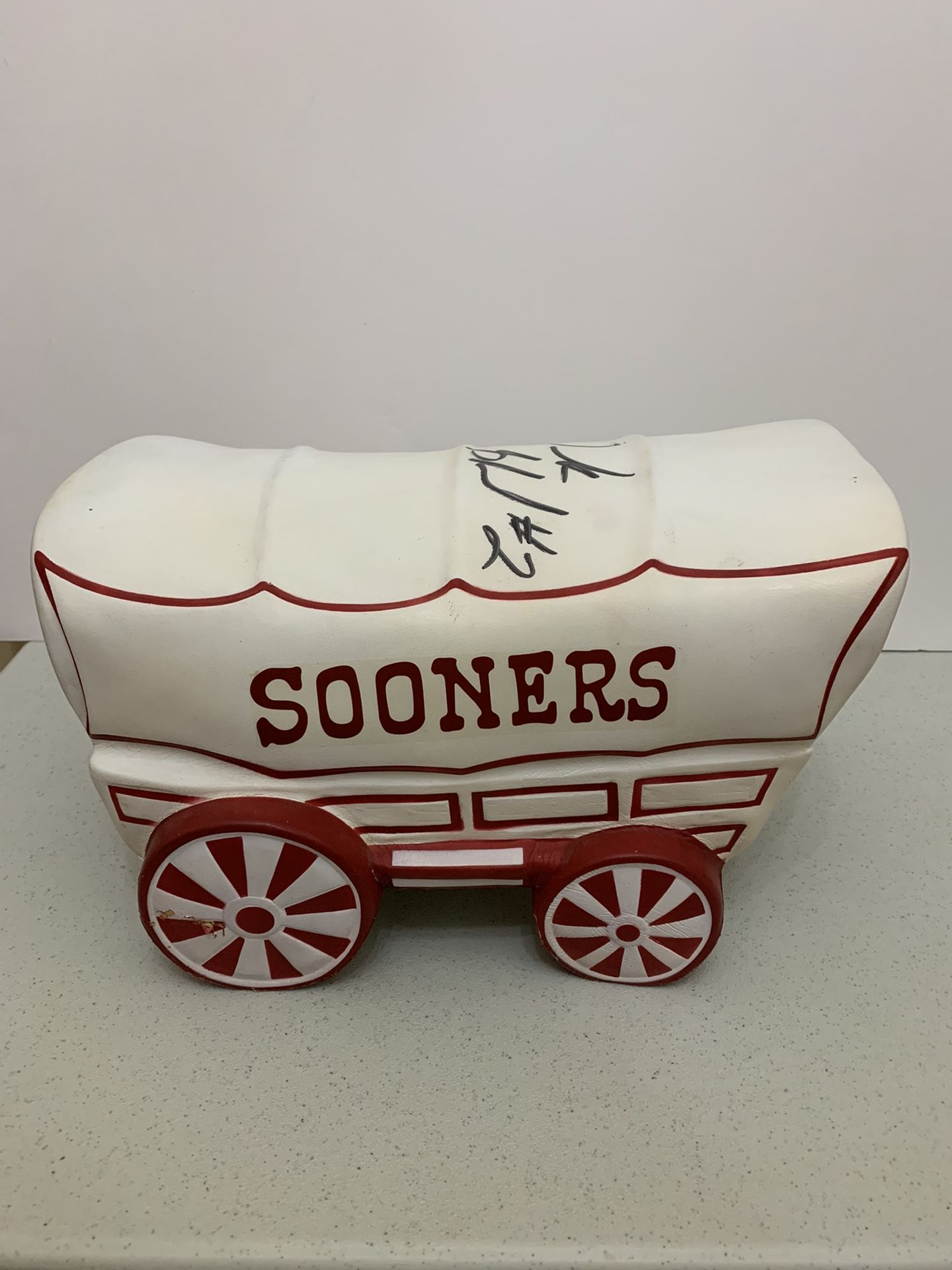 Oklahoma Sooners “soonerhead” Foam Hat Signed By #2 Derrick Strait