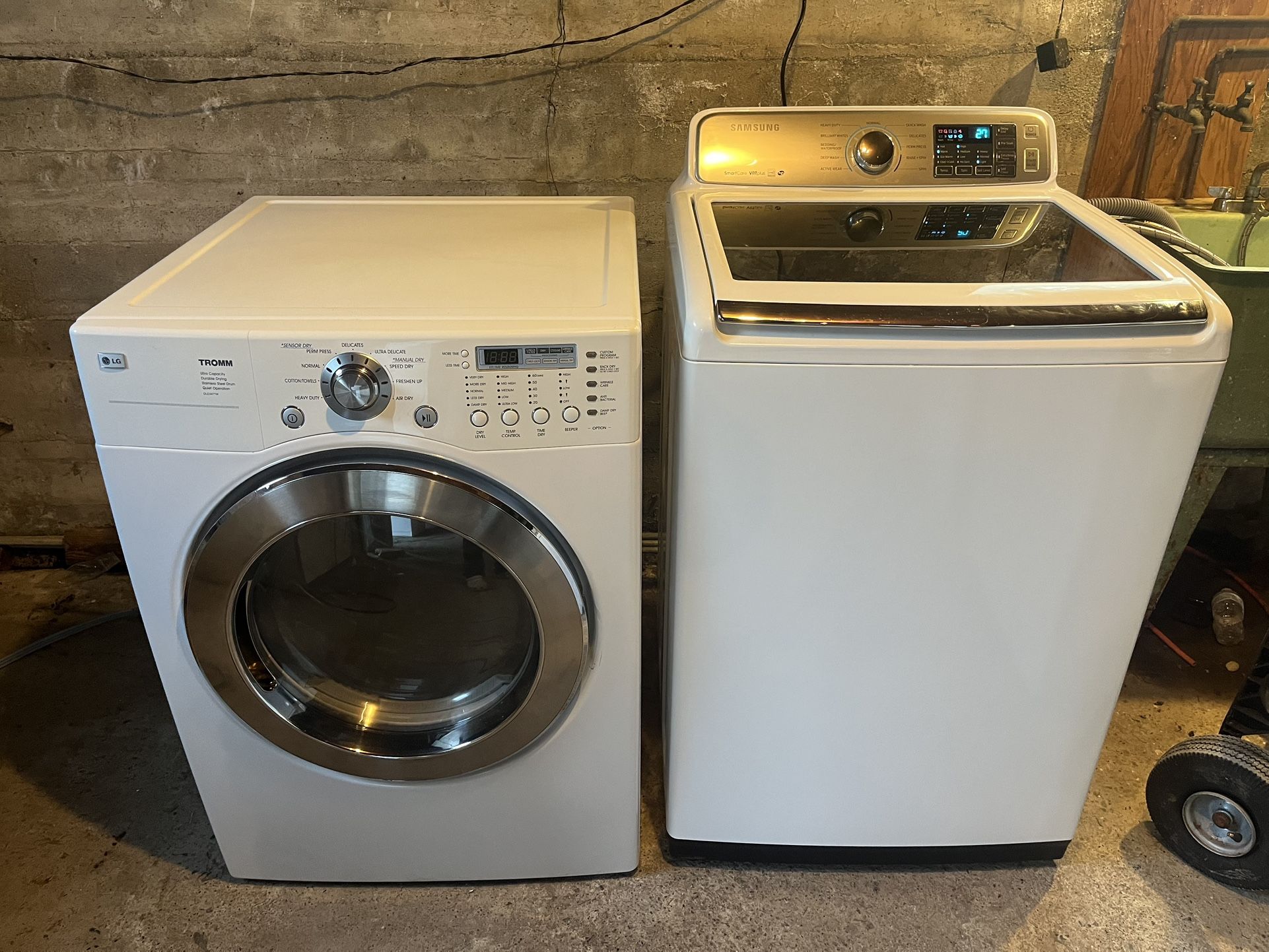 Washer and dryer works perfectly