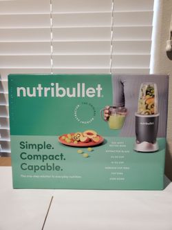 NEW NutriBullet 600W Blender With
24 oz & 18 oz Cup