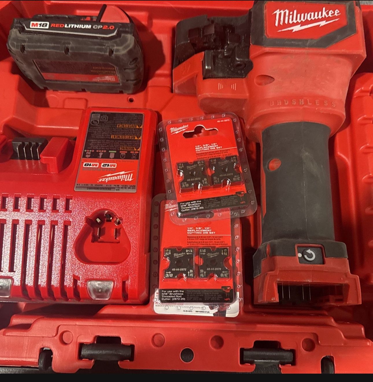 Milwaukee M18 All-Thread cutter