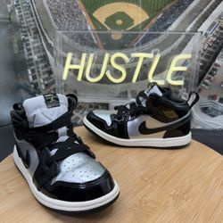 Jordan 1 Mid SE (TD) Sz 10C Black Metallic Silver/Gold